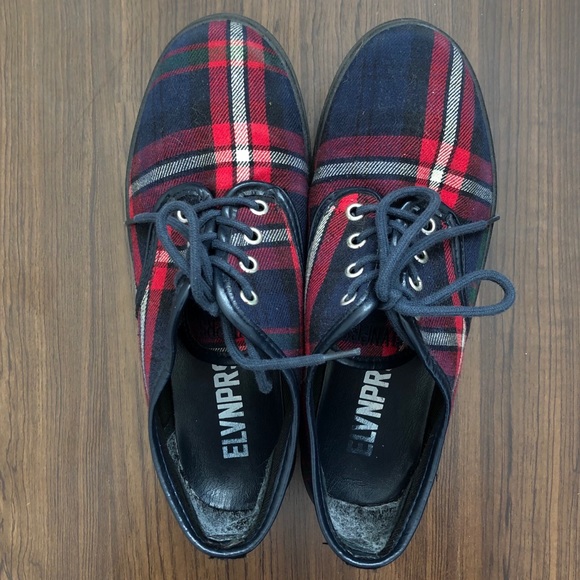 Plaid Platform Sneakers - Picture 4 of 6